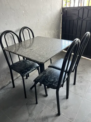 Mesa de mármore
