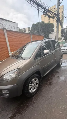 Fiat Idea Adv./ Adv.lock.dualogic 1.8 Flex 5P 2015