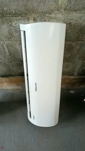 Split Komeco inverter 9 mil BTUs. Gás R410a quente e <br>9 mil BTUs <br>Gás R 410a<br>Quente e Frio