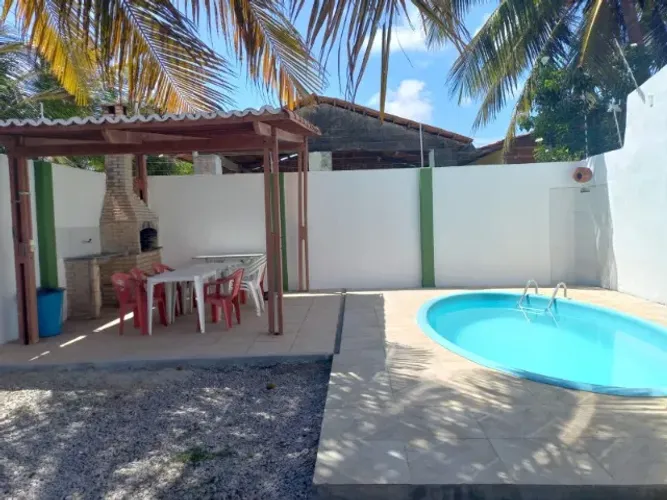 Aluga-se casa na praia da Redinha Nova