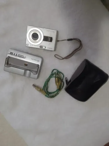 Câmera Digital Casio Antiga