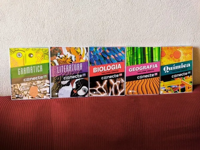 Kit Livros Didáticos Ensino Médio