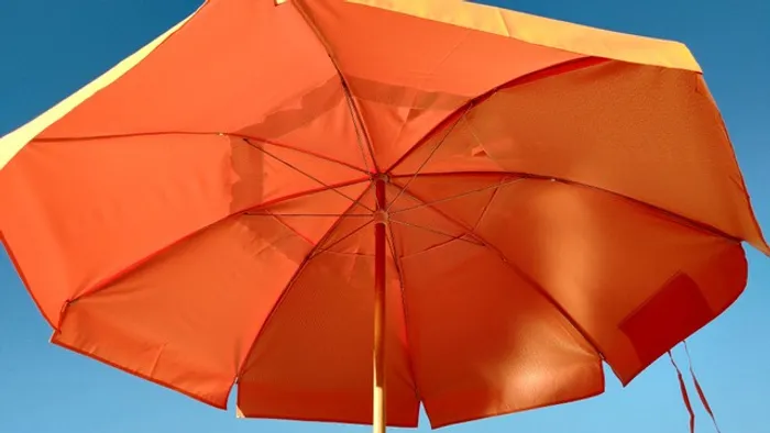 Guarda Sol 2,00MT (NOVOS)Lona PVC Resistente Varetas em Aço Fabricado no Brasil 