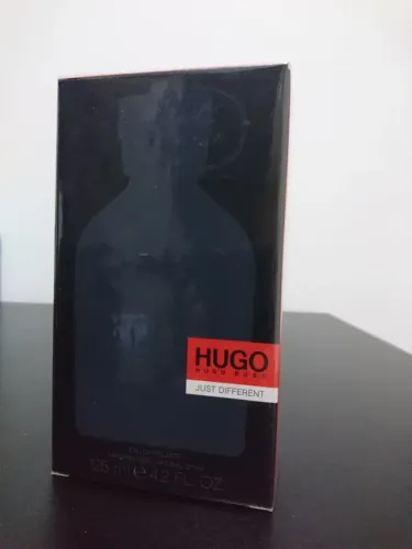 Perfume Hugo Boss Just Different 