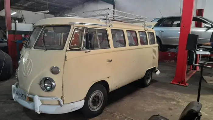 Volkswagen Kombi Furgão 1975