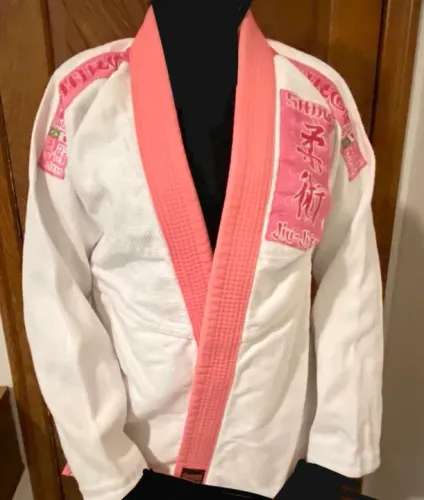 Vendo Kimono SHIROI Feminino