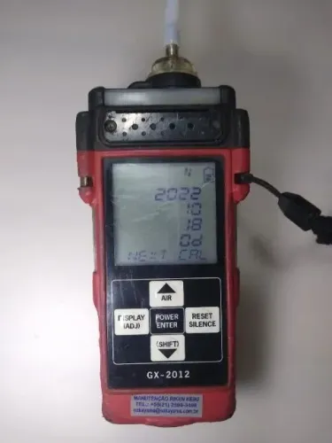 Detector portátil multigás Riken Keiki GX-2012 usado no estado