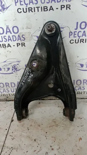 Bandeja lado esquerdo Sandero ano 2017