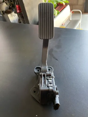 Pedal Acelerador Eletrônico Hyundai I30 1.6 1.8 2.0 Cerato 2011 Original