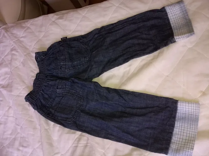 Varias Calças Jeans Infantil - Tamanho 3 anos