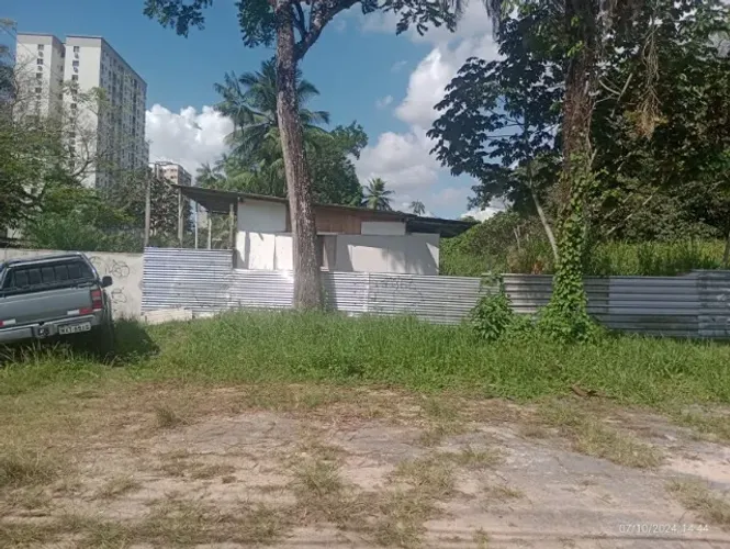 A.Moura Gestor Imobiliário - Vende 1 Terreno na Rodovia Augusto Montenegro com 33.742,84m2