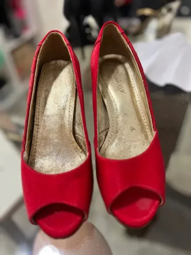 Sandália Vermelha Peep Toe Salto Alto