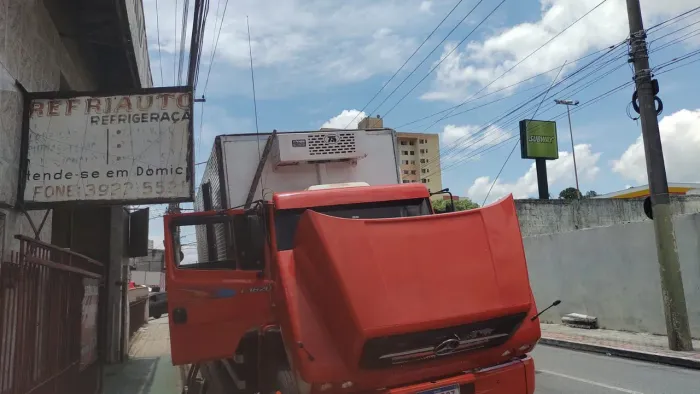 CONSERTO DE CAMINHÃO FRIGORÍFICO