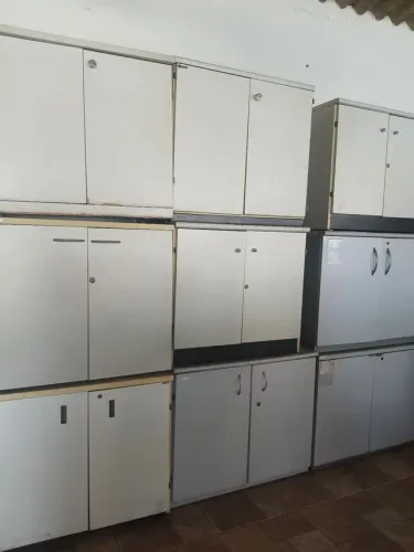 Armário de 2 portas baixos - Usado