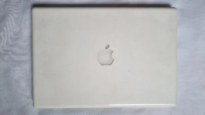 Mac Book A1181 Sucata para retirada de peças