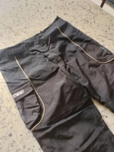 Calça de proteção para motociclistas 