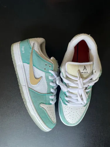 Tênis April x Nike SB Dunk Low Turbo