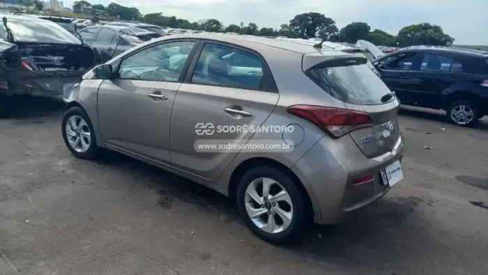 SUCATA HYUNDAI HB20 2016