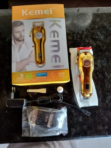 Máquina Kemei Cortar Cabelo Profissional Em Metal Com Visor