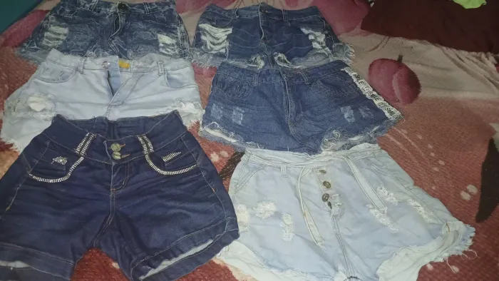 Shorts Jeans -  vendo esse lote 30 reais 