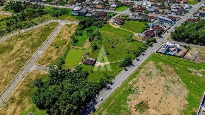 Terreno à venda no bairro Centro em Garuva, por R$ 4.400.000.00.