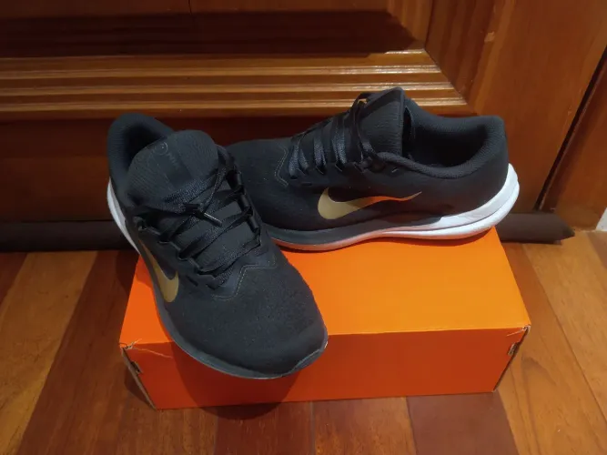 Tênis Nike Air Winflo 10 Feminino