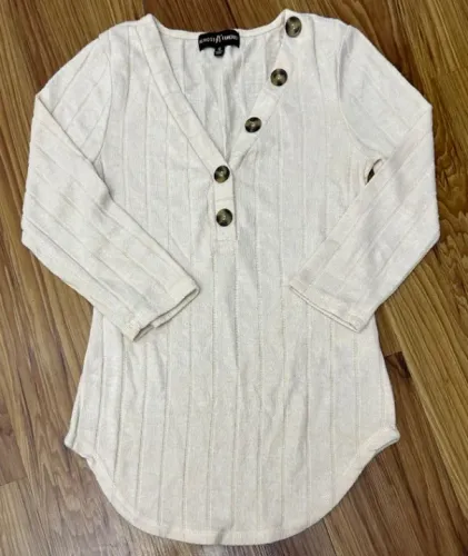 Blusa Almost Famous tamanho P importada (Desapego)