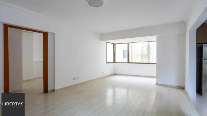 Apartamento garden de 1 dormitório, 1 vaga e elevador no bairro São João