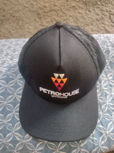 Boné ? logo Petrohouse