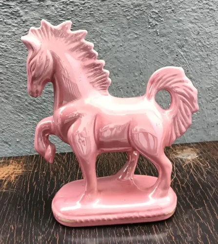 Escultura Cavalo Louça Rosa Perolizado 30 x 26 x 7cm *Anos 80 *Vintage