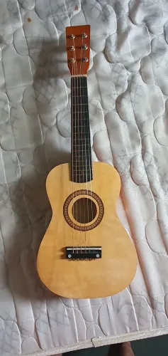 Ukulele/Violão pequeno infantil