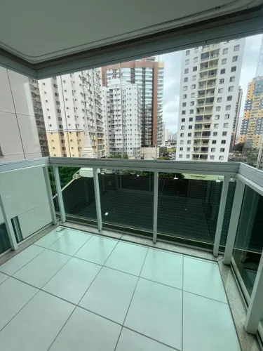 Apartamento 2 Quartos com Suíte.