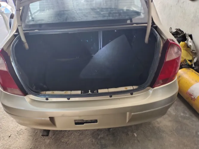 Corsa Econofex 1.4 Sedam, pouco rodado, retirada de peças 