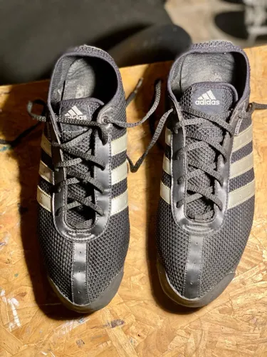 Tênis Adidas Daroga