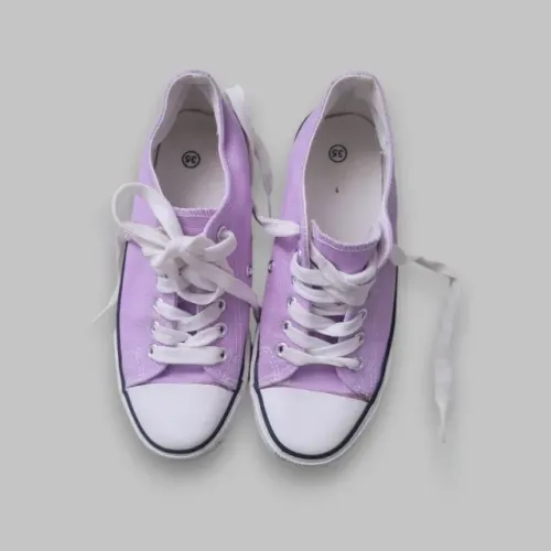 tênis lilás tipo converse