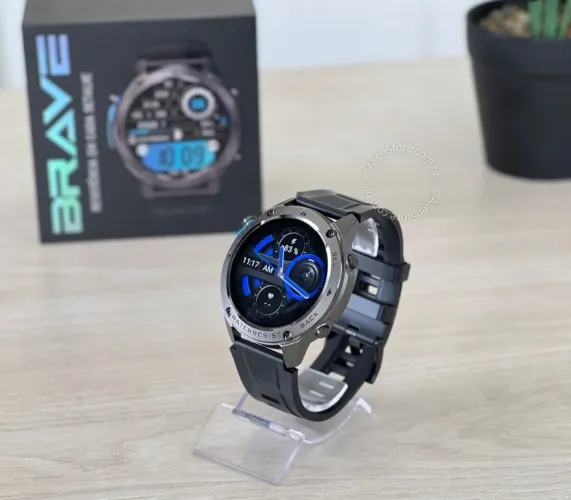 Smartwatch Brave Wearzone a prova dágua com GPS integrado
