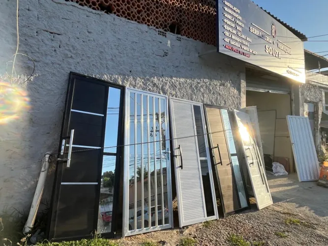 Portas a pronta entrega 
