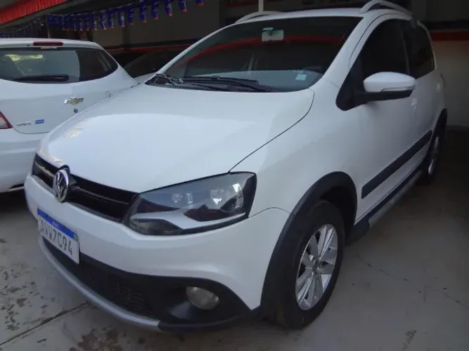 Volkswagen Crossfox 1.6 MI Total Flex 8V 5P 2014