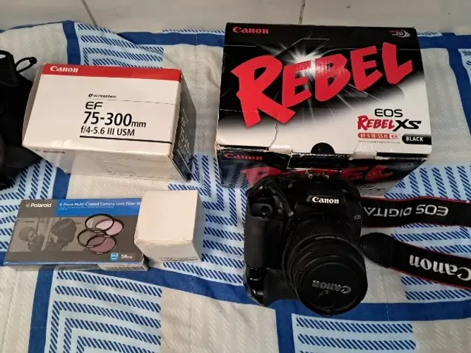 Canon EOS Rebel XS