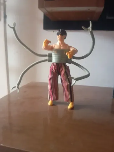 Boneco Homem Aranha - Dr. Octopus 22 cm