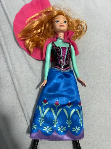 Boneca Ana frozen 