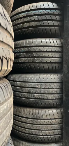 Jogo de pneus 16 Jetta , Civic , Astra , Golf 205/55 R16 semi novos MICHELIN
