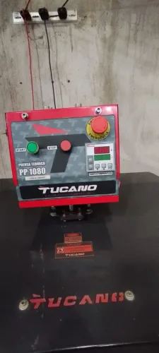 Prensa Sublimática tamanho 1.00 x 0.80 com compressor