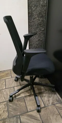 Cadeira de Escritório importada HÅG Futu Mesh 1100-S