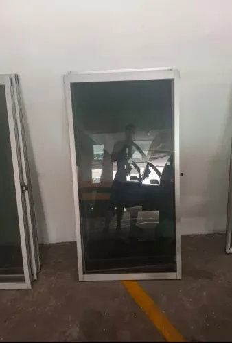 Janelas em alumínio
