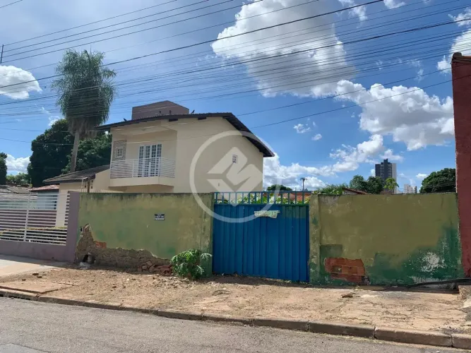 Terreno em excelente localização. R$ 215.000,00 codigo: 120673