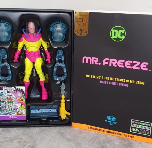 Mr. Freeze - The Ice Crimes of Mr. Zero! - Black Light Edition - McFarlane Toys original