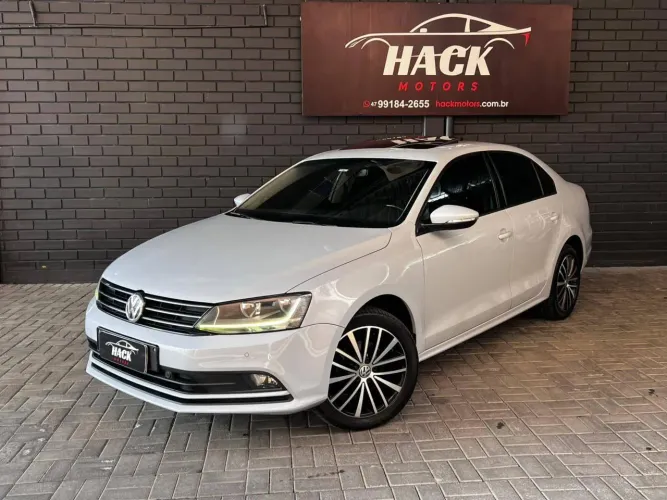Volkswagen Jetta Comfortline 1.4 TSI 16V 4P Aut. 2017