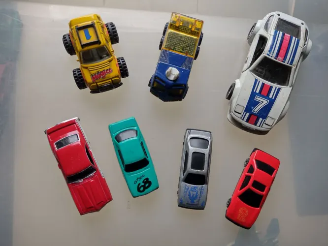 Miniaturas de carros anos 80