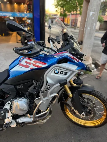 Moto nova concervada 55 mil 